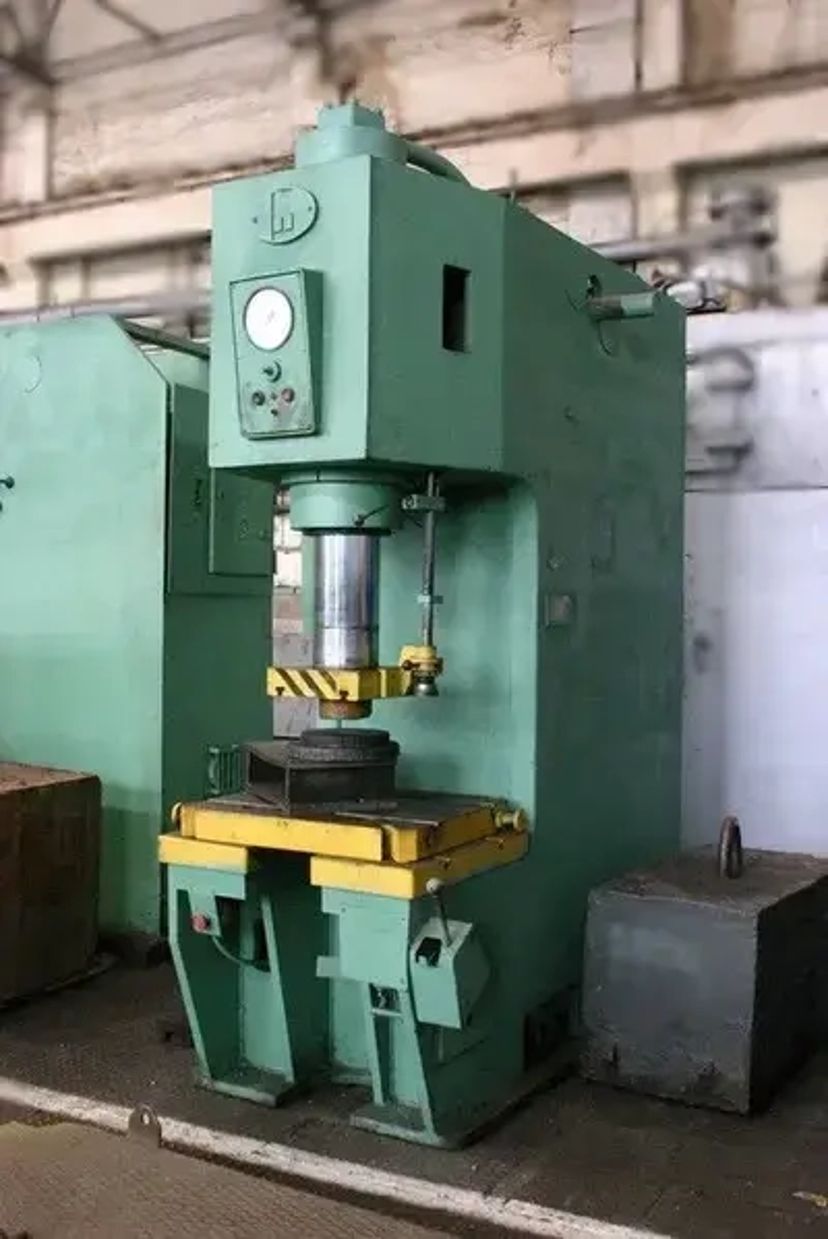 Ремонт гідравлічних пресів