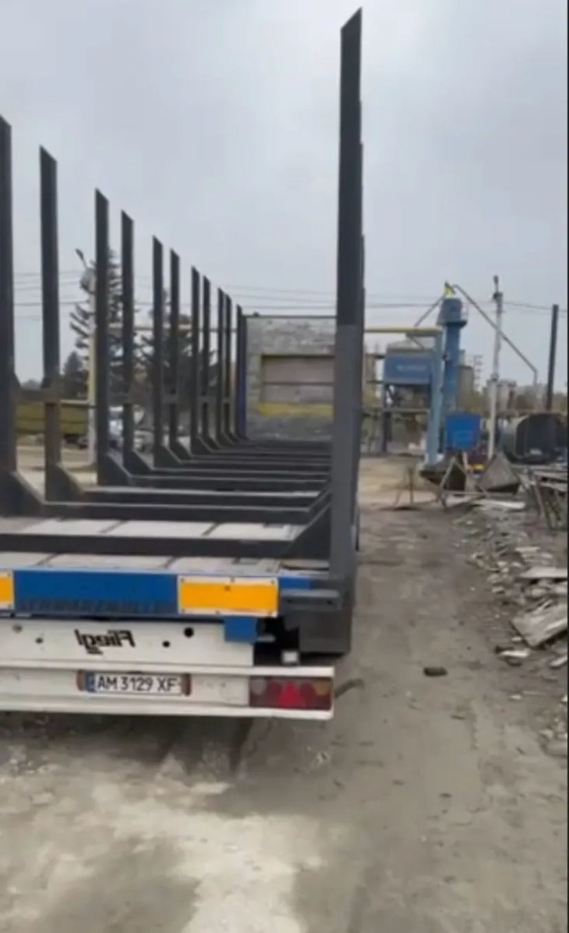 Переобладнуємо полуприцепи штори під лісовоз