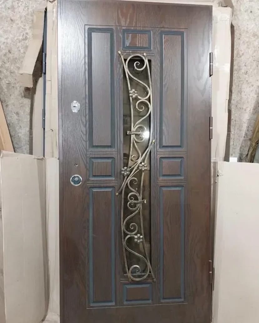 Реставрація вхідних дверей