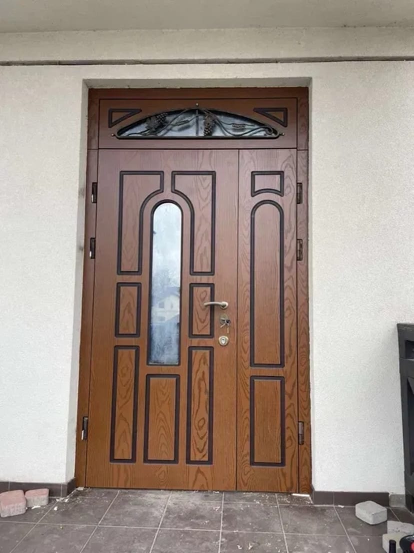 Реставрація вхідних дверей