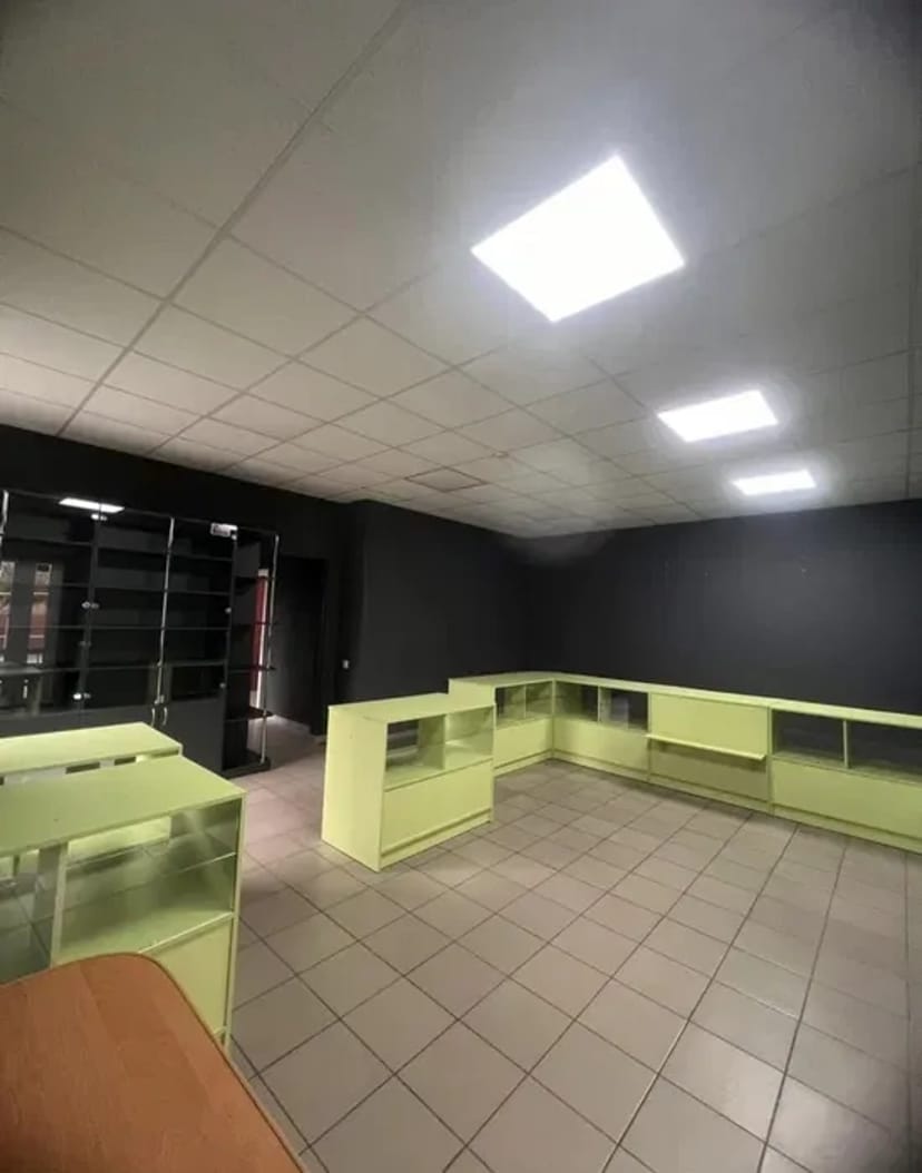 Приміщення під будь-який бізнес. За деталями по телефону