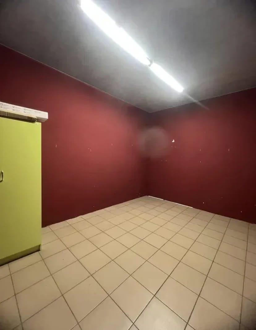 Приміщення під будь-який бізнес. За деталями по телефону