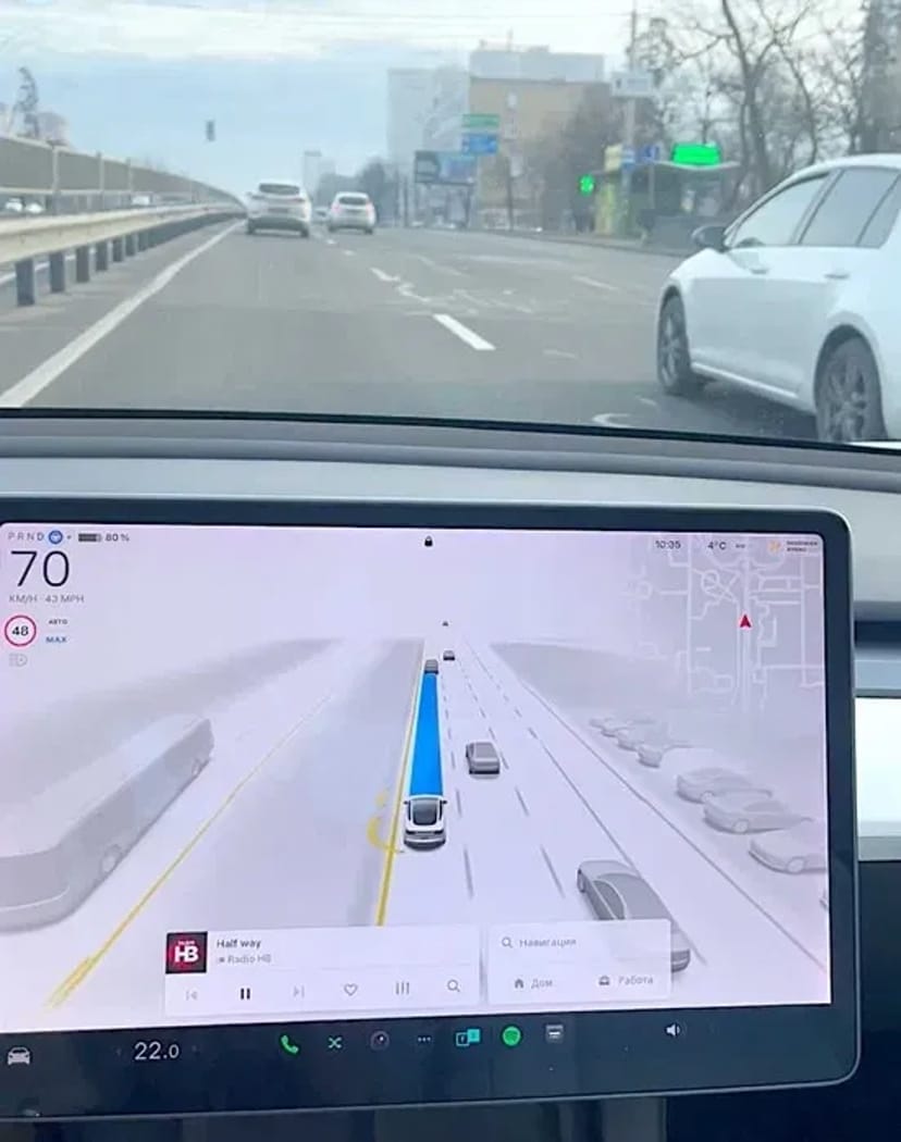 Діагностика та зміна конфігурації Tesla 3, Y, S, X, Plaid