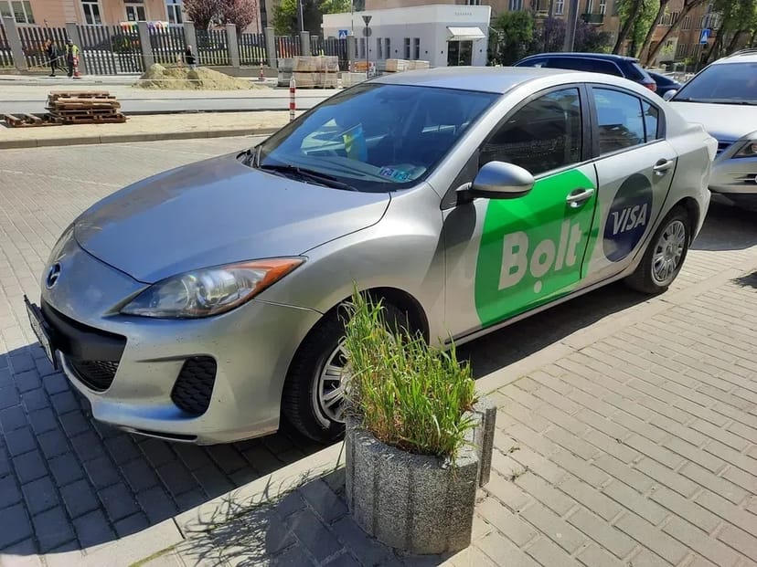 Авто *від 3500 до 5800 грн.* Mazda 3 KIT Cars