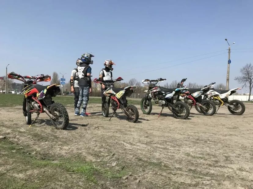 Мотоцикли, мото пітбайки Київ! Навчання та тури (pitbike moto)
