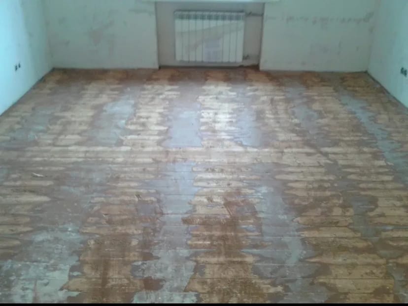 Шліфування дерев'яної підлоги та її реставрування в Київі та обл