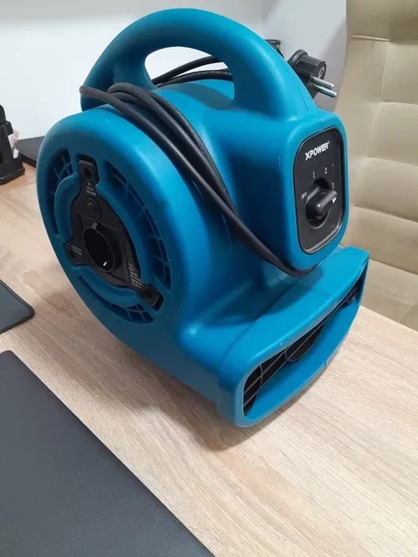 Миючий пилосос Karcher