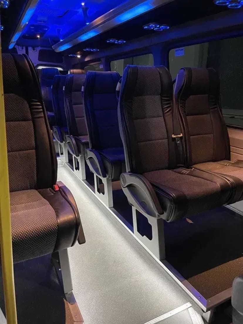 VIP Пасажирські перевезення Буковель,Яремче,Івано-Франківськ