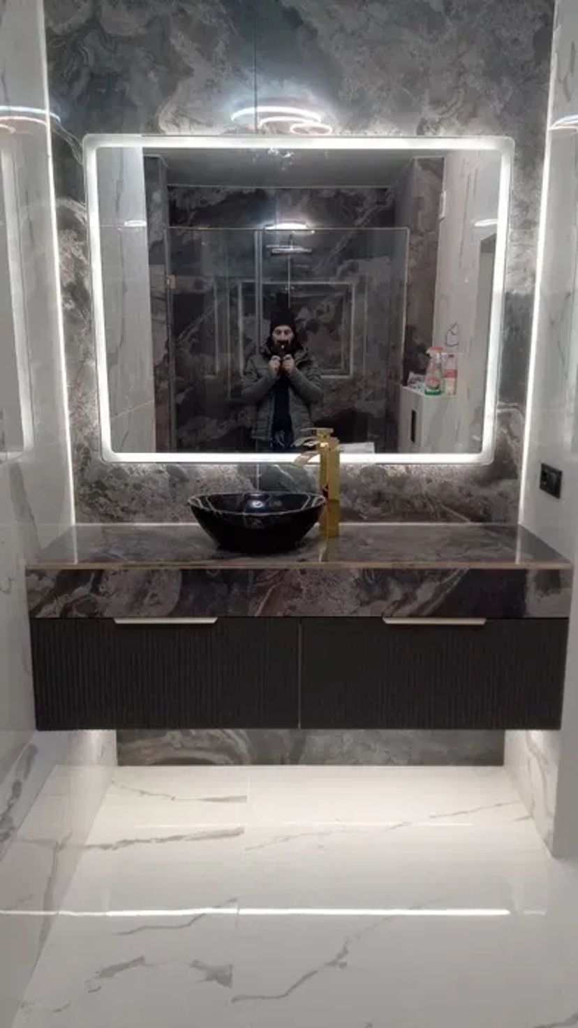 Послуги Плиточника: Укладка Плитки, Мозаїки, Керамограніту. Робота Будь-якої Складності.