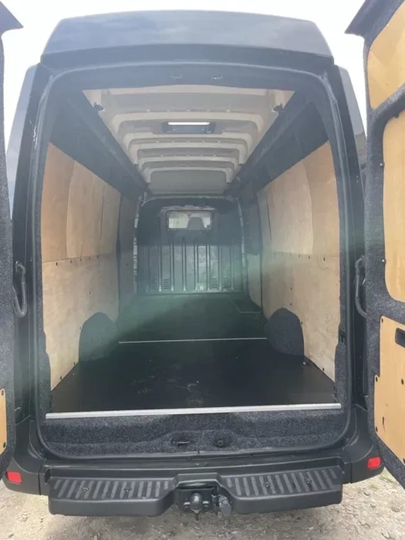 Доступне вантажне таксі 4,3 м — перевеземо будь-що!