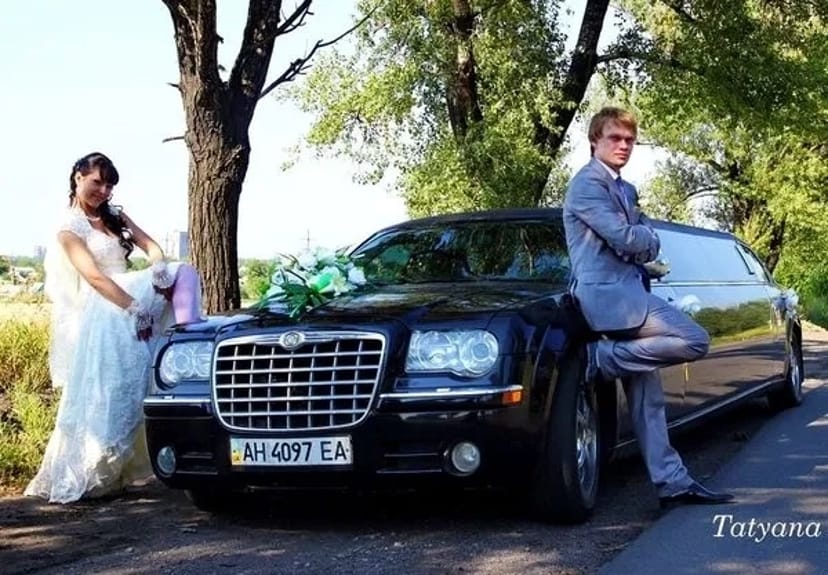 016 Лімузин на весілля зйомки Chrysler 300C чорний