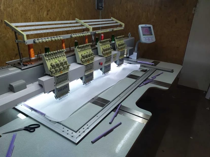 Вишивка на Замовлення: Комп'ютерна Технологія. Брендування Одягу та Аксесуарів.