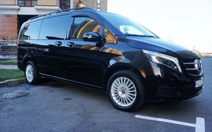 272 Мікроавтобус на весілля Mercedes Benz V class