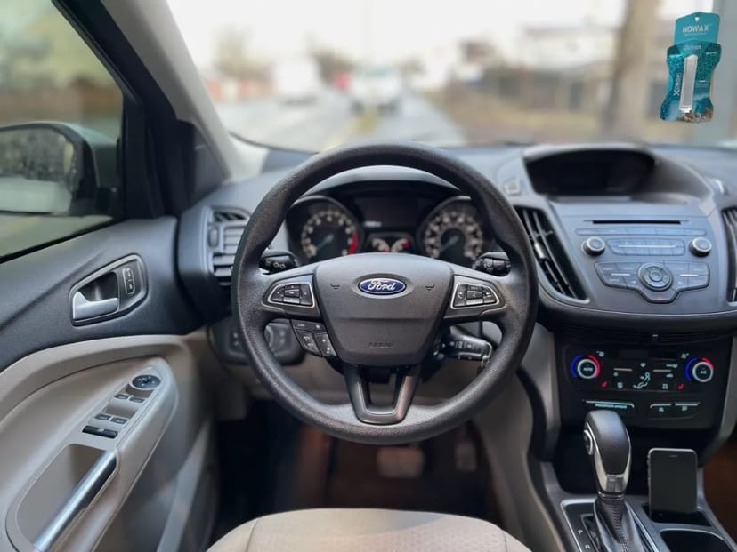 Ford Escape від 29€ за добу
