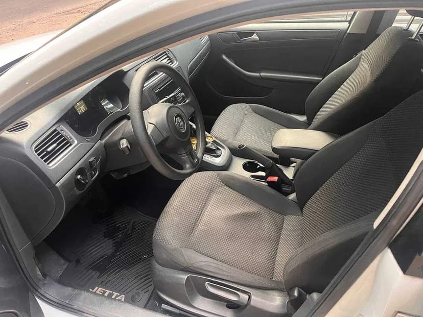 Авто під таксі Volkswagen Jetta 2.0 Автомат