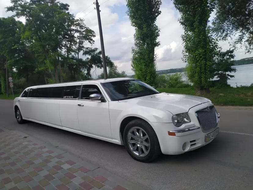 Лімузин, авто на весілля