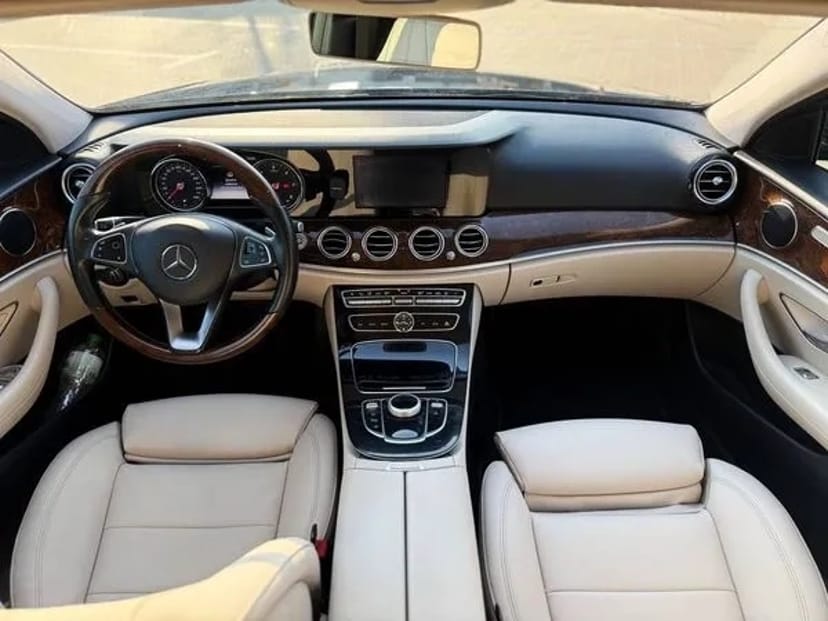 260 Mercedes E-Класу без водія в Києві – Mercedes W213 