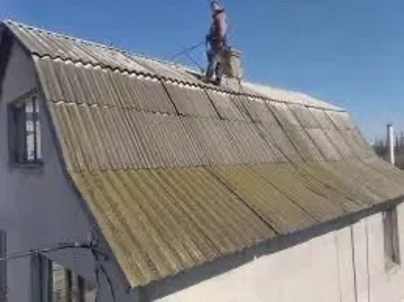 Фарбування та очистка дахів — 250 грн/м². Якісно та надійно!