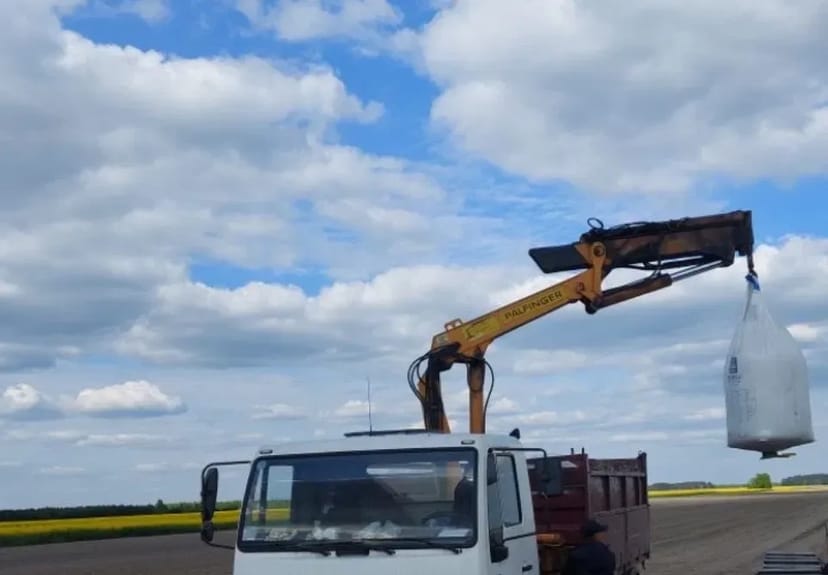 Вантажоперевезення ,Вивіз сміття , Послуги самоскида