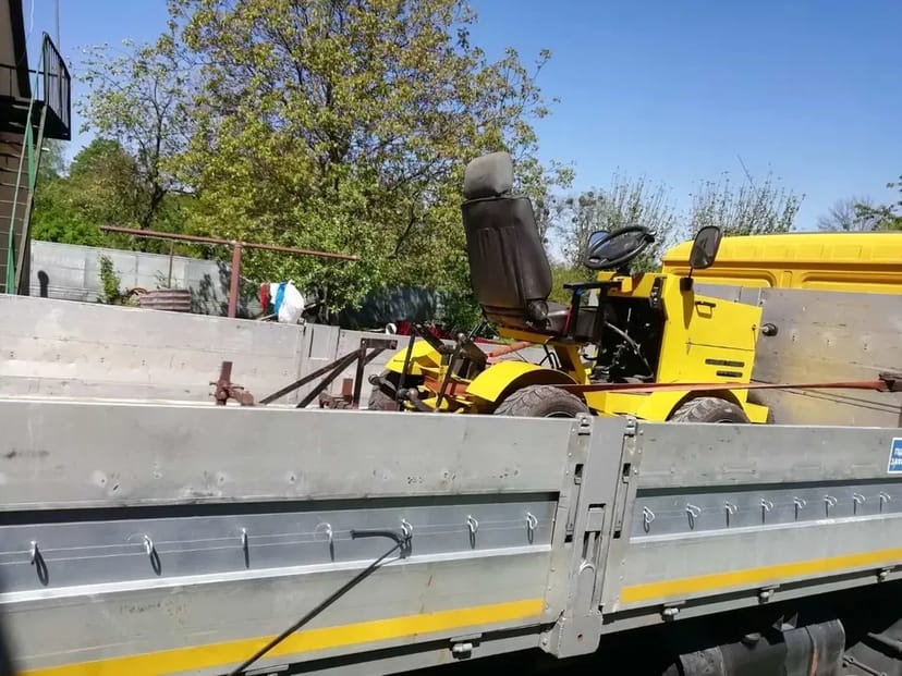 Вантажоперевезення ,Вивіз сміття , Послуги самоскида