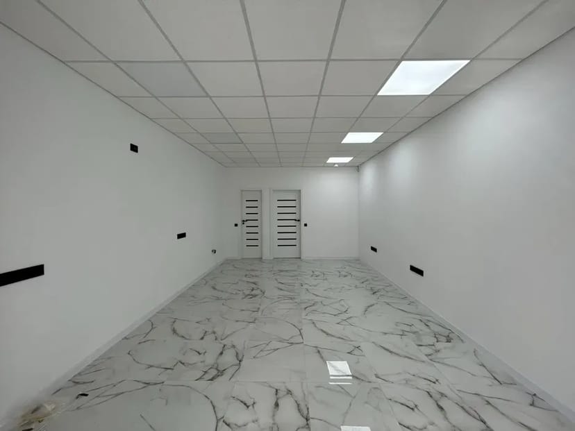 Комерційне приміщення з ремонтом ЖК Липки вул.Мазепи 164