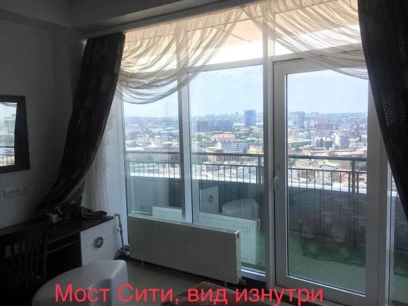 Професійне тонування вікон. Встановлення захисної плівки від розбиття та осколків. Монтаж енергоощадних плівок.