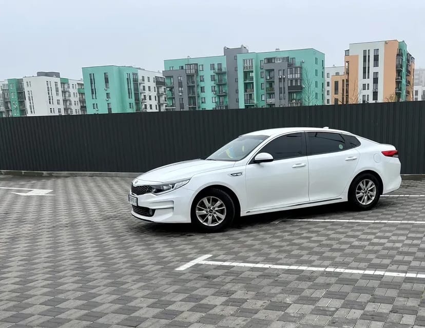 Авто Кіа К5 2017 / 4700 тиждень