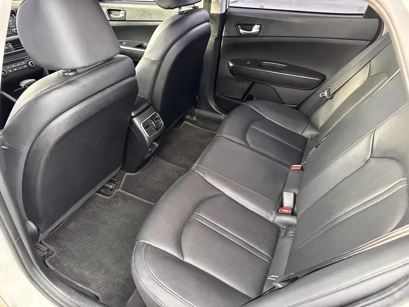 Авто Кіа К5 2017 / 4700 тиждень