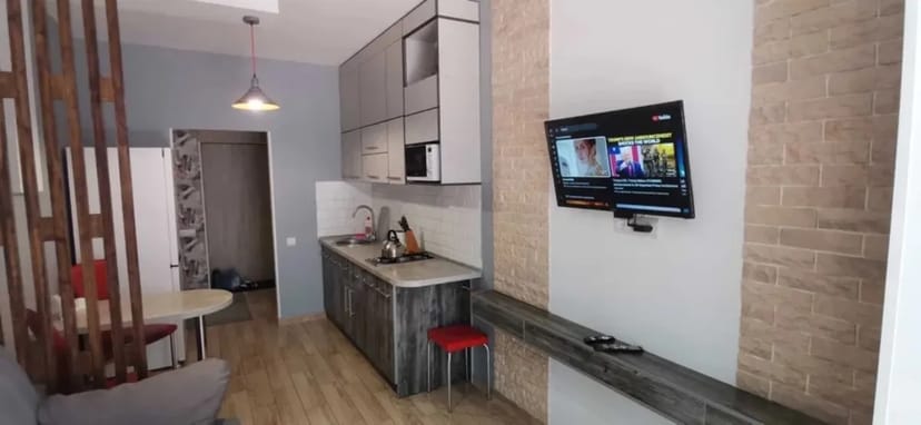 Квартира з дизайнерським ремонтом у елітному ЖК "RIVER PARK"