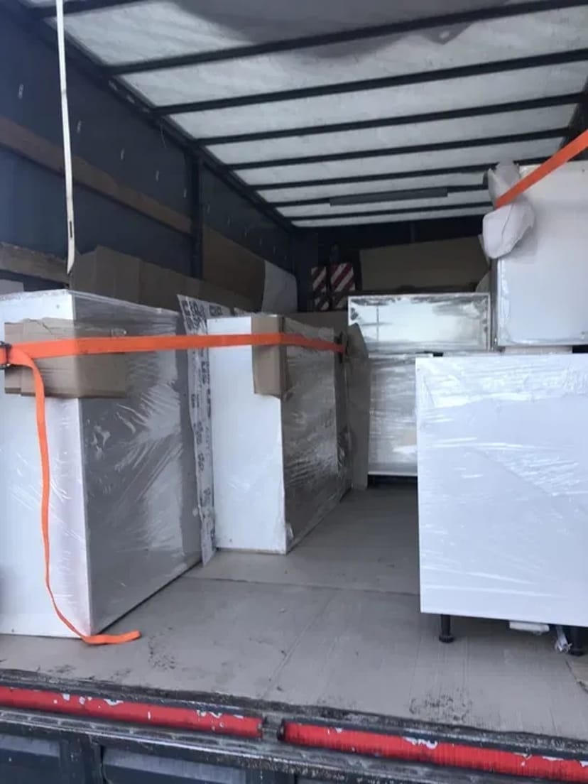 Вантажоперевезення по місту, області й Україні