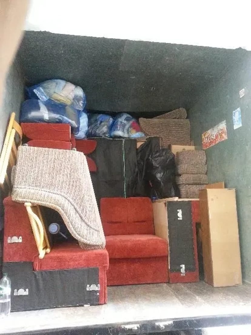 Надійні вантажні перевезення. Перевезення меблів