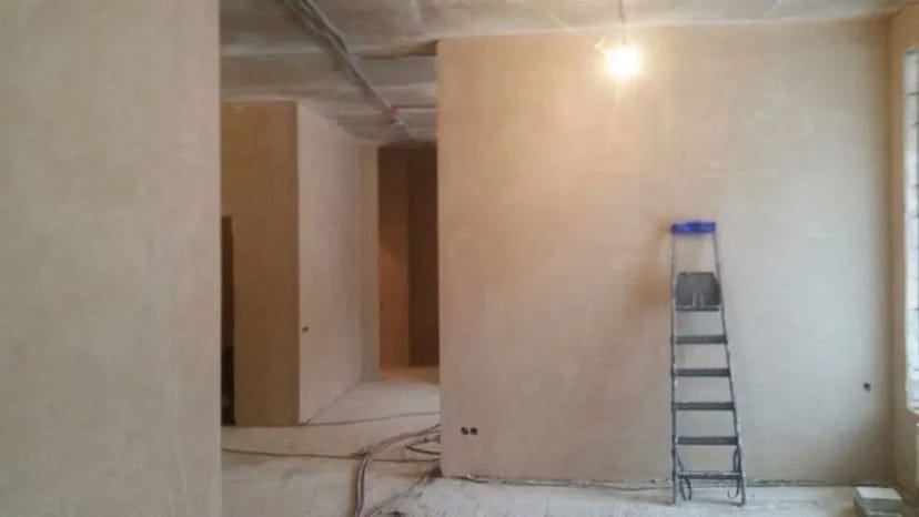 Машинна штукатурка. Стяжка підлоги.