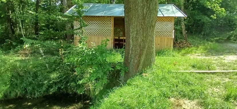 Бесідки, альтанки, еко-відпочинок (до 20 людей)