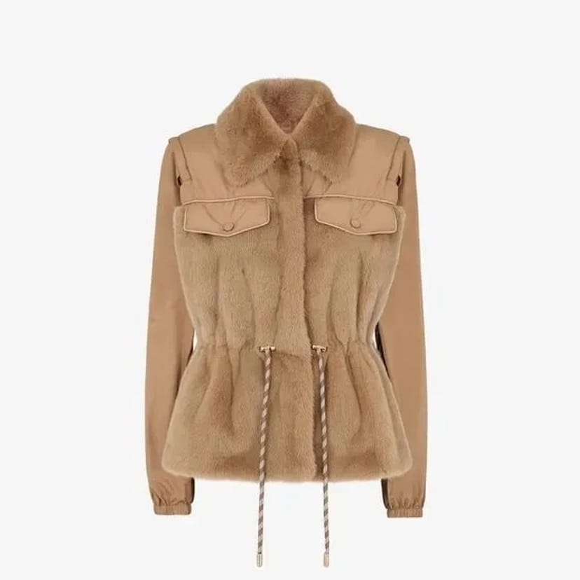 Конструктор одягу.