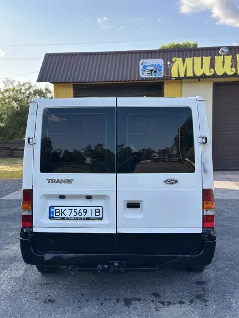 Бус Ford Tranzit