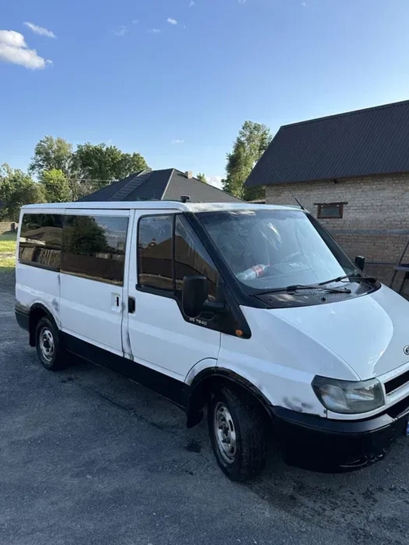 Бус Ford Tranzit