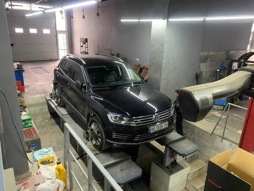 Сервіс розвал-сходження Hunter Elite і шиномонтаж — висока точність та якість