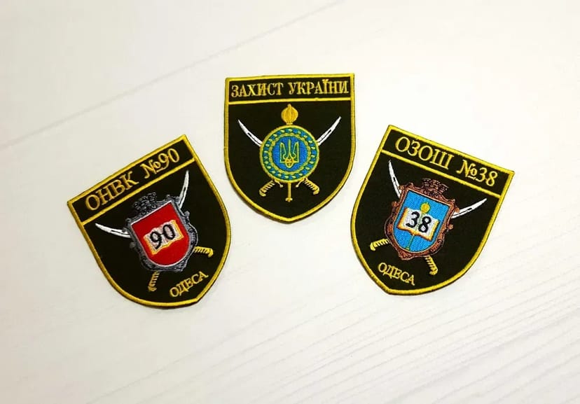 Машинна вишивка, шеврони, логотипи, крій