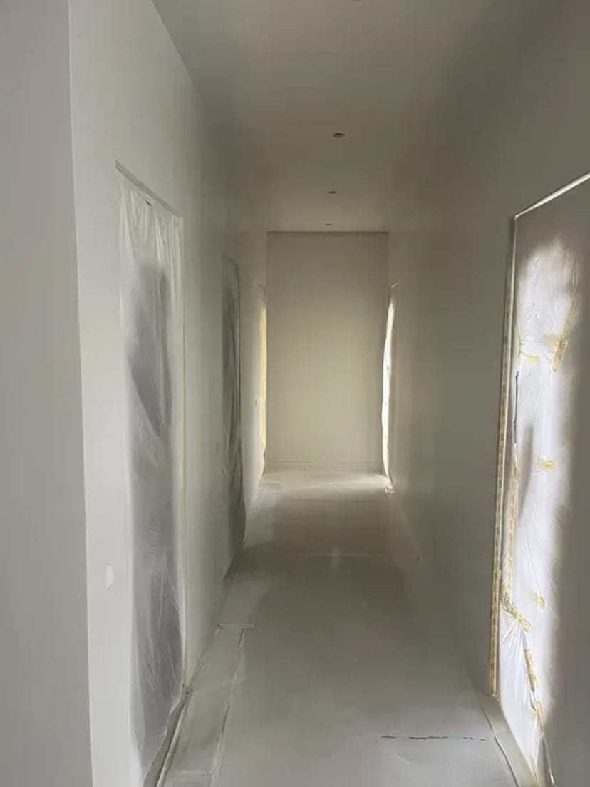 Безповітряне Фарбування стін, стелі