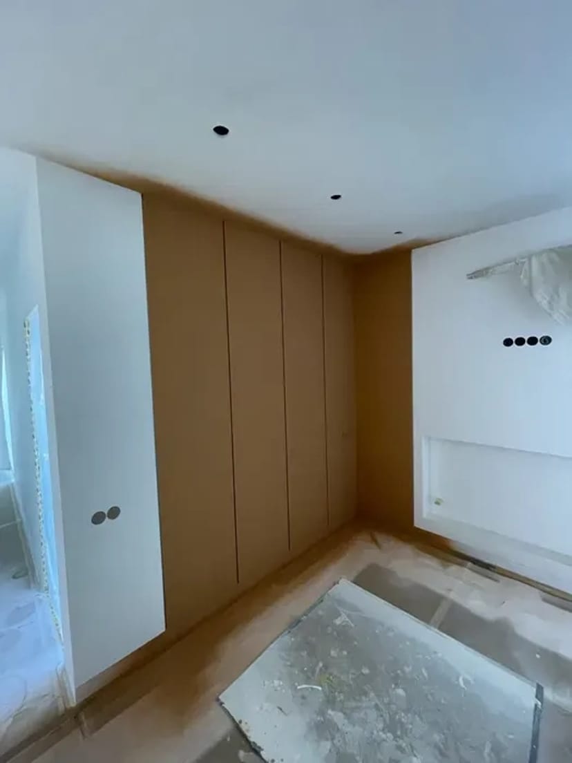 Безповітряне Фарбування стін, стелі