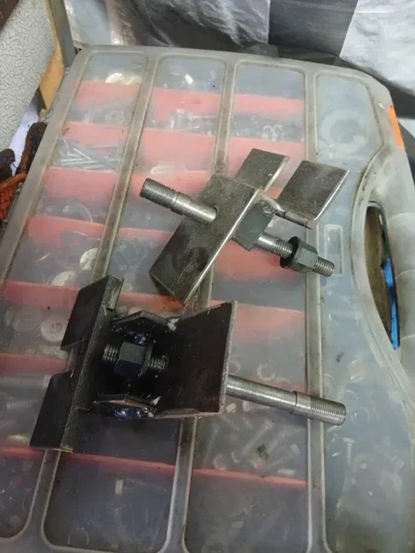 Кондуктори\Фіксатори М60\M62/N20/N26 безванос\ванос