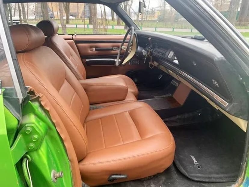 088 Ретро авто Chrysler New York на зйомки кіно фотосесію весілля