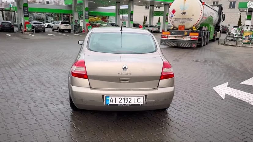 Авто - Megan 2008 1,6gaz