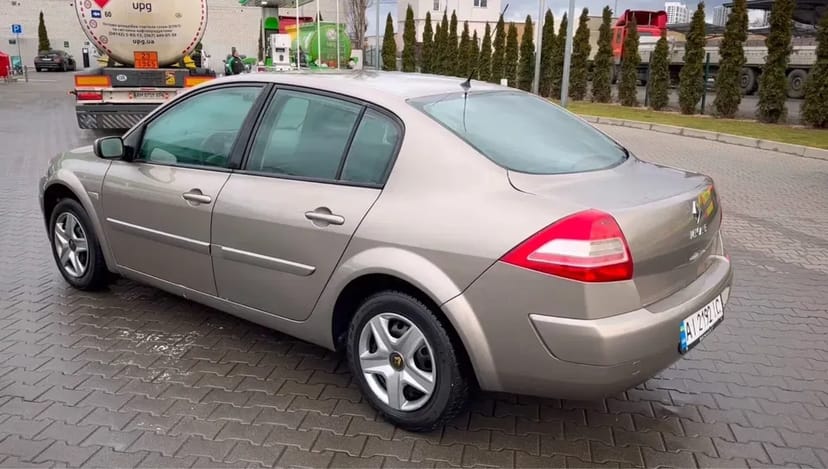 Авто - Megan 2008 1,6gaz