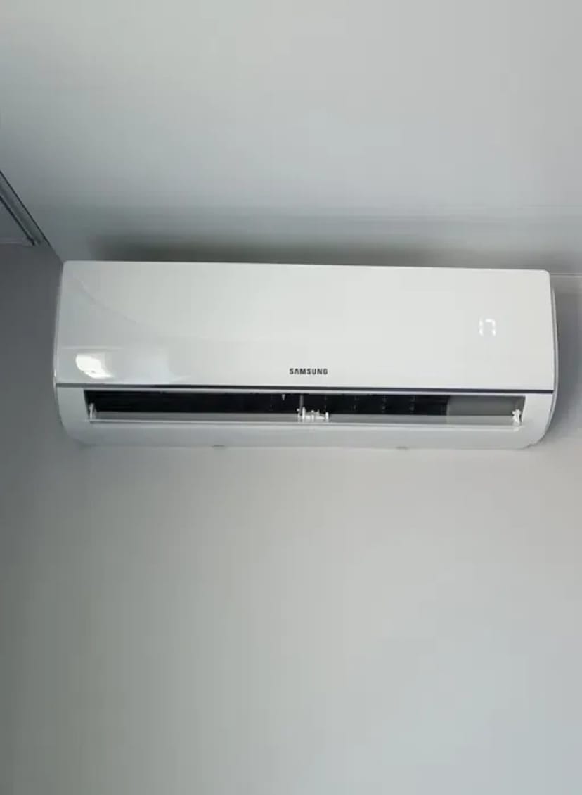 Монтаж кондиціонерів будь-якої складності. Швидко та надійно.