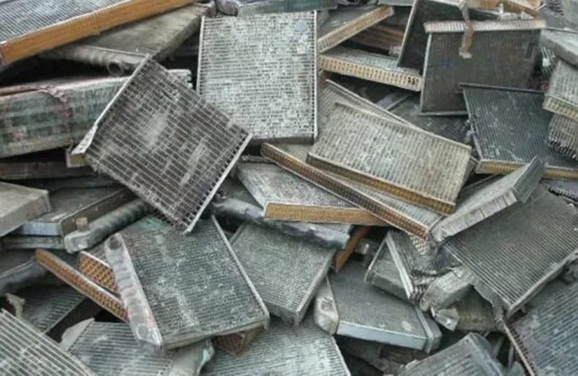 Металобрухт ДОРОГО , КУПИМ алюмінієву - банку, радіатор, диски(титани)