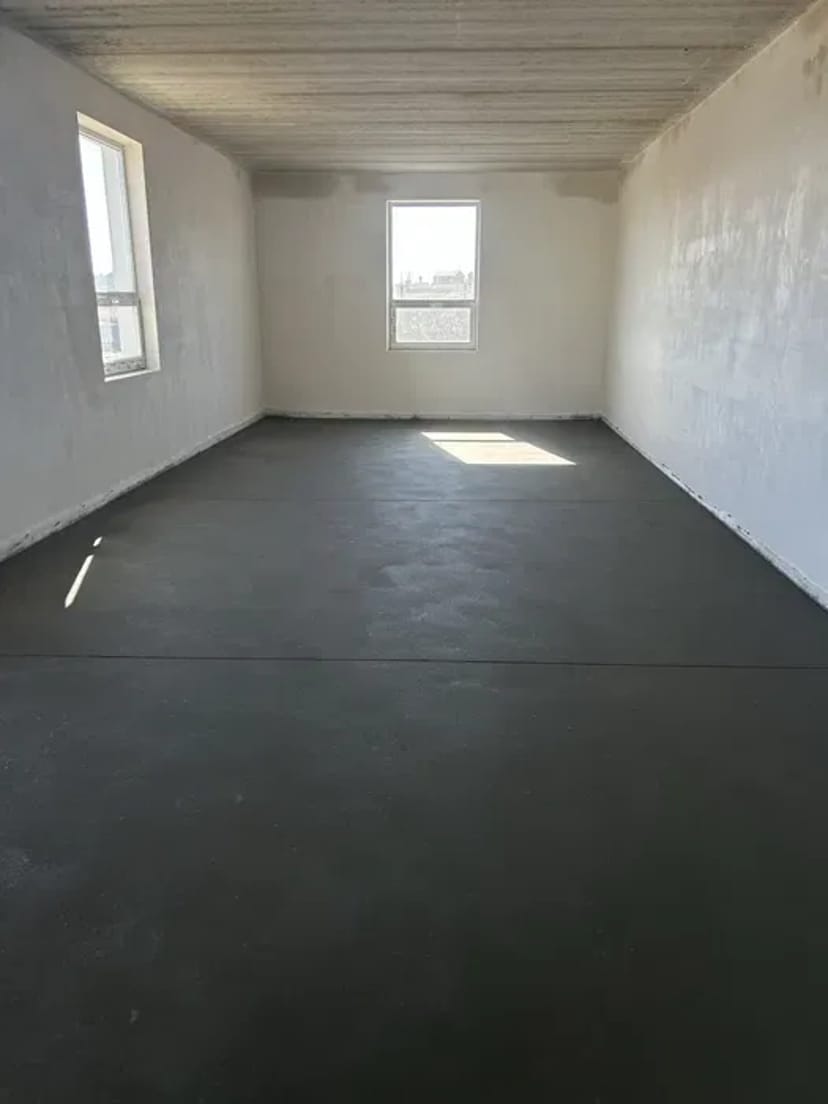 Напівсуха Стяжка: Ідеально Рівна Основа для Підлоги, Дахів та Вуличних Майданчиків!