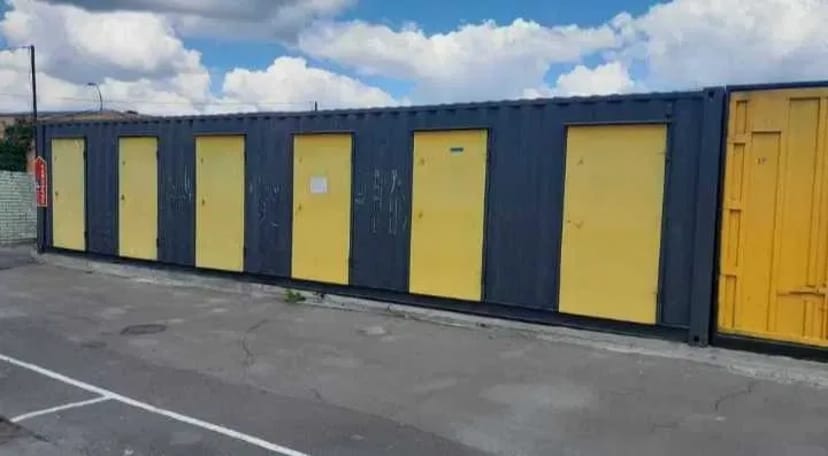 Склад зберігання речей, комора, гараж, бокс, контейнер комірка