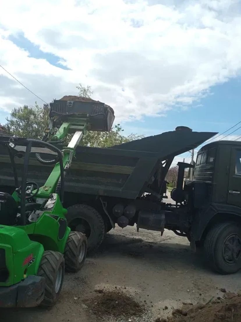 Міні Навантажувач AVANT 745 (Фінляндія) / Bobcat / JCB