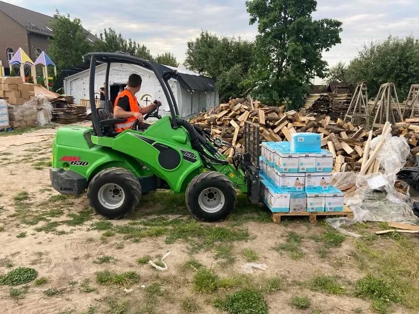 Міні Навантажувач AVANT 745 (Фінляндія) / Bobcat / JCB